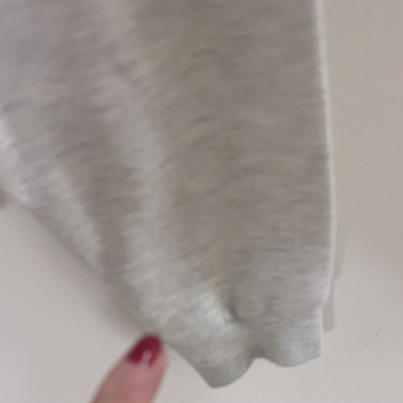 Jay Jays gray crop graphic top with hoodie ‘No Love Lost’ women’s size S. - Picture 3 of 4